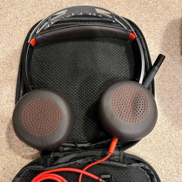 Poly Blackwire 5220 Wired Headset - Picture 5 of 6